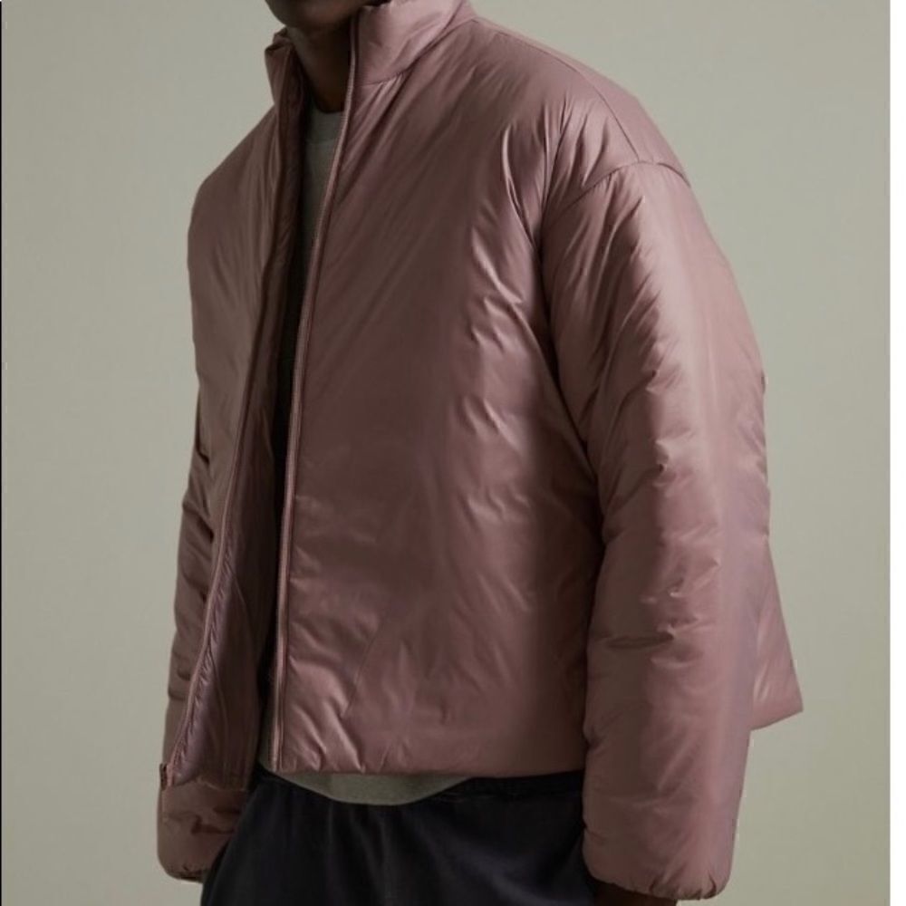 Standard Cloth Channeless puffer jacket